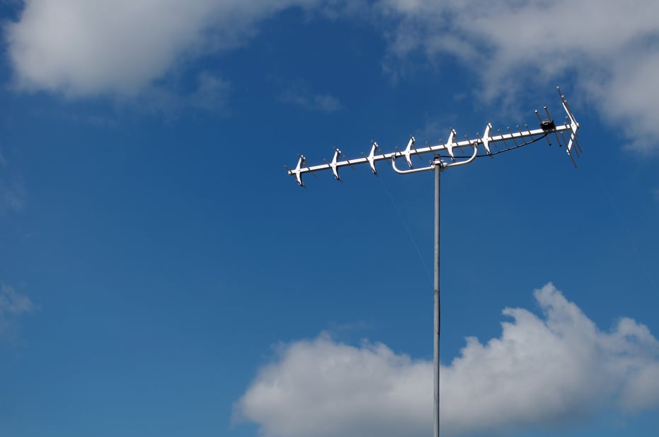 uhf television antenna